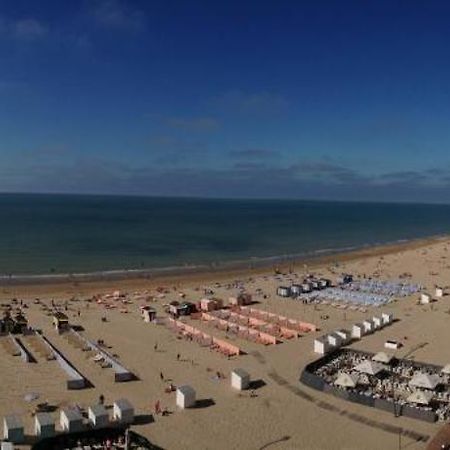 Zeedijk44 - Frontal Sea View Penthouse Apartman De Panne Kültér fotó