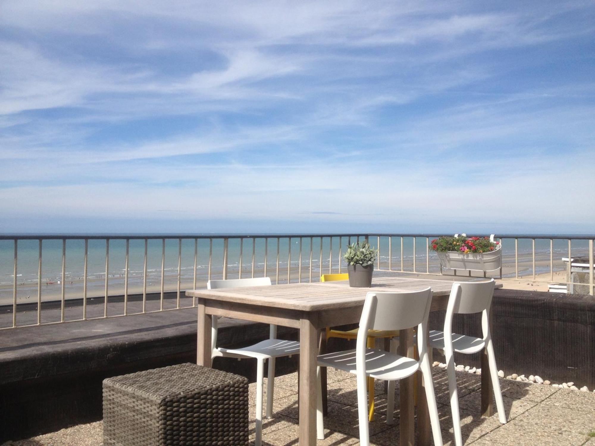 Zeedijk44 - Frontal Sea View Penthouse Apartman De Panne Kültér fotó